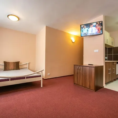 Aparthotel Grand *
